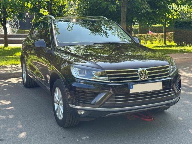 Черный Фольксваген Туарег, объемом двигателя 0 л и пробегом 189 тыс. км за 31500 $, фото 2 на Automoto.ua