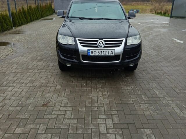 Черный Фольксваген Туарег, объемом двигателя 3 л и пробегом 237 тыс. км за 14300 $, фото 6 на Automoto.ua