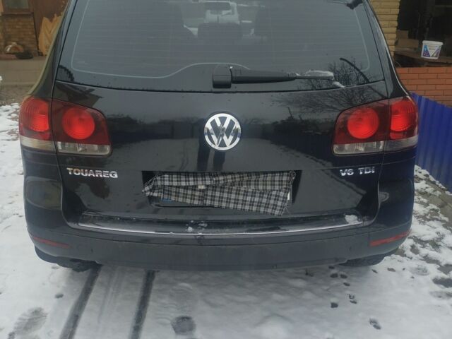 Черный Фольксваген Туарег, объемом двигателя 3 л и пробегом 262 тыс. км за 11200 $, фото 5 на Automoto.ua