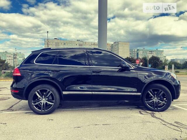Черный Фольксваген Туарег, объемом двигателя 3 л и пробегом 264 тыс. км за 18500 $, фото 18 на Automoto.ua