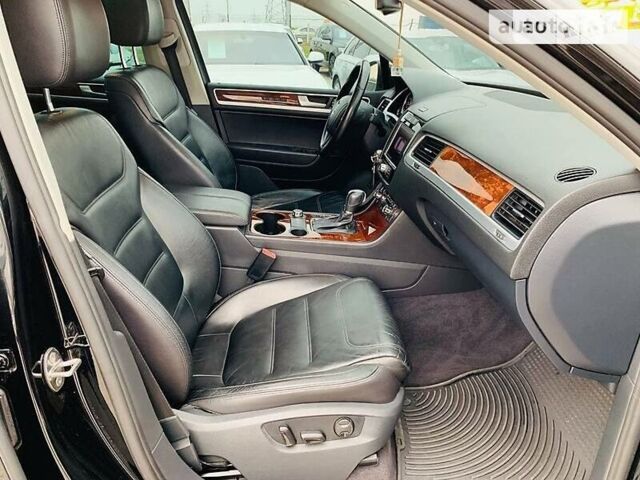 Черный Фольксваген Туарег, объемом двигателя 3 л и пробегом 264 тыс. км за 18500 $, фото 10 на Automoto.ua