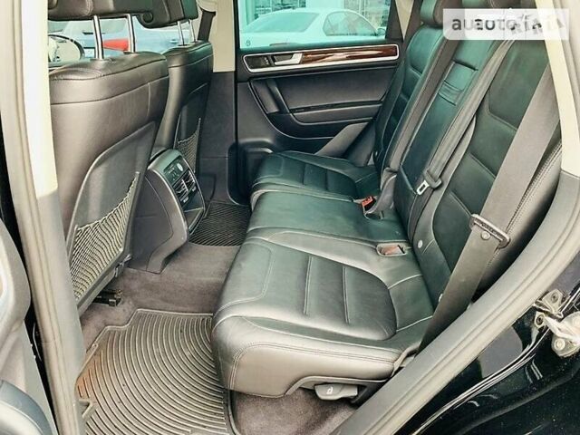 Черный Фольксваген Туарег, объемом двигателя 3 л и пробегом 264 тыс. км за 18500 $, фото 13 на Automoto.ua