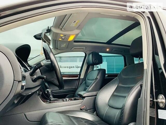 Черный Фольксваген Туарег, объемом двигателя 3 л и пробегом 264 тыс. км за 18500 $, фото 12 на Automoto.ua