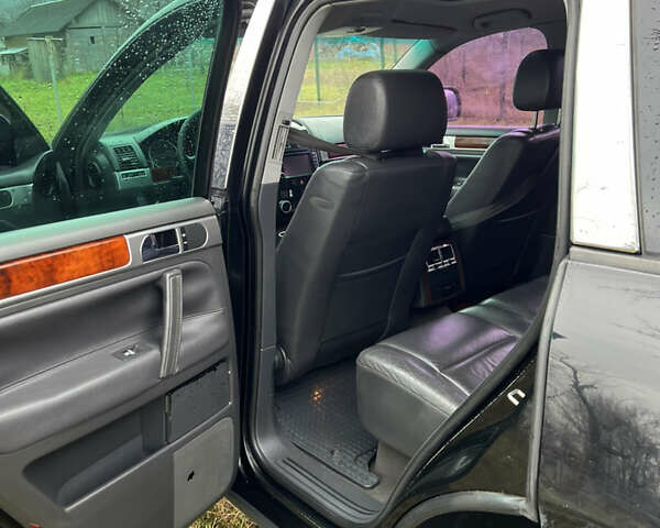 Чорний Фольксваген Туарег, об'ємом двигуна 3.19 л та пробігом 260 тис. км за 5300 $, фото 18 на Automoto.ua