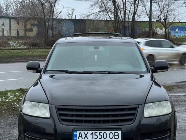 Чорний Фольксваген Туарег, об'ємом двигуна 4.2 л та пробігом 343 тис. км за 5500 $, фото 2 на Automoto.ua