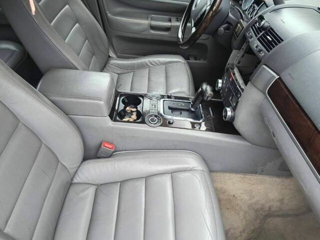 Черный Фольксваген Туарег, объемом двигателя 0 л и пробегом 11 тыс. км за 4500 $, фото 4 на Automoto.ua