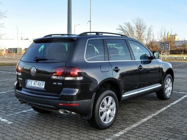 Черный Фольксваген Туарег, объемом двигателя 3 л и пробегом 247 тыс. км за 4500 $, фото 3 на Automoto.ua