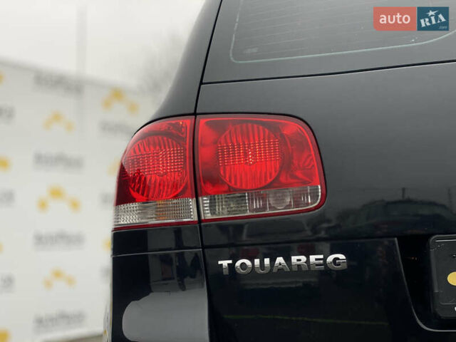 Черный Фольксваген Туарег, объемом двигателя 2.5 л и пробегом 373 тыс. км за 6950 $, фото 28 на Automoto.ua