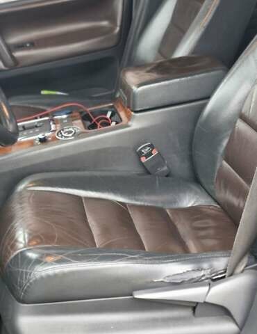 Черный Фольксваген Туарег, объемом двигателя 3.2 л и пробегом 237 тыс. км за 7500 $, фото 18 на Automoto.ua