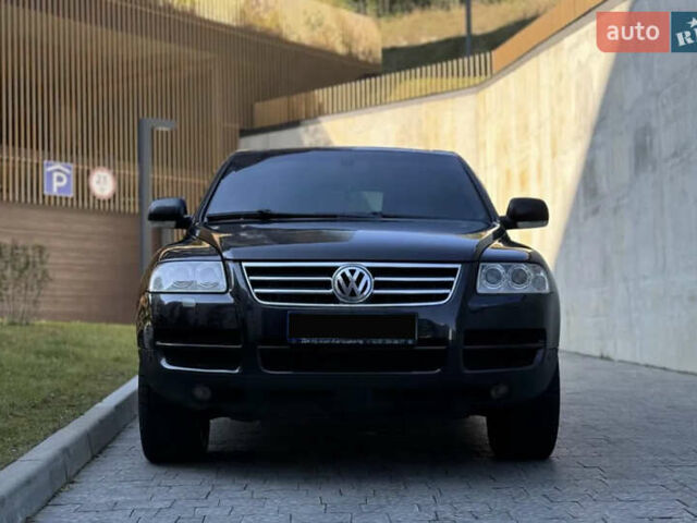 Чорний Фольксваген Туарег, об'ємом двигуна 3.2 л та пробігом 300 тис. км за 7600 $, фото 3 на Automoto.ua