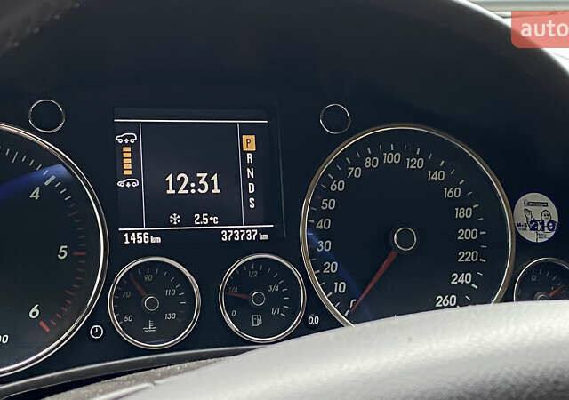 Черный Фольксваген Туарег, объемом двигателя 2.5 л и пробегом 373 тыс. км за 6950 $, фото 69 на Automoto.ua