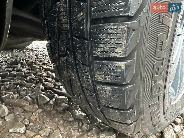 Черный Фольксваген Туарег, объемом двигателя 2.46 л и пробегом 225 тыс. км за 6450 $, фото 35 на Automoto.ua