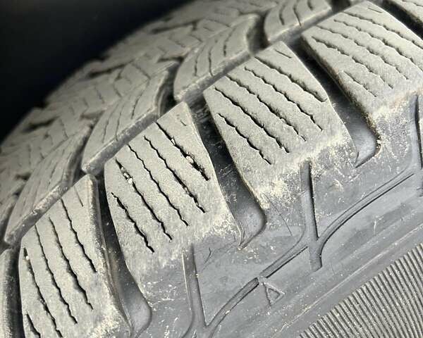 Черный Фольксваген Туарег, объемом двигателя 2.5 л и пробегом 420 тыс. км за 7999 $, фото 12 на Automoto.ua