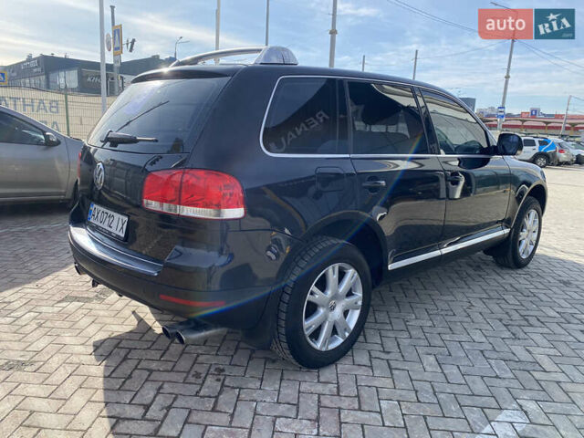 Чорний Фольксваген Туарег, об'ємом двигуна 3.2 л та пробігом 256 тис. км за 9200 $, фото 2 на Automoto.ua