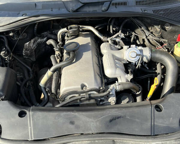 Черный Фольксваген Туарег, объемом двигателя 2.5 л и пробегом 371 тыс. км за 5700 $, фото 8 на Automoto.ua