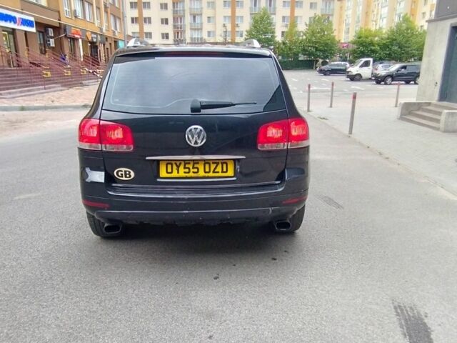 Черный Фольксваген Туарег, объемом двигателя 2.5 л и пробегом 168 тыс. км за 3900 $, фото 3 на Automoto.ua