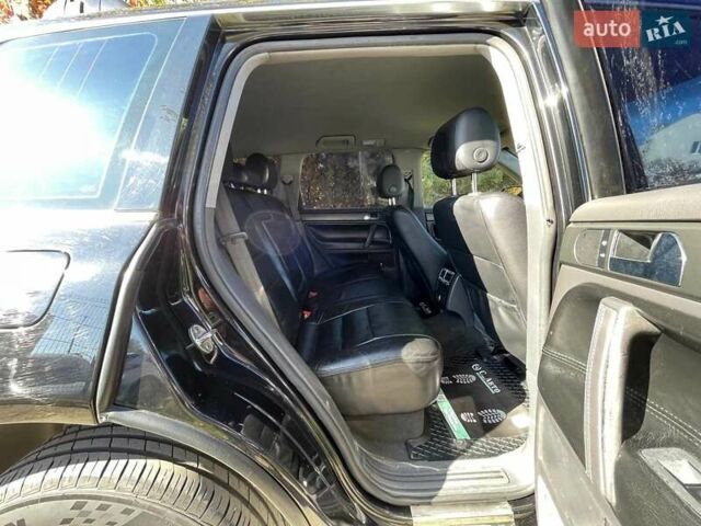 Черный Фольксваген Туарег, объемом двигателя 3.19 л и пробегом 381 тыс. км за 6700 $, фото 20 на Automoto.ua