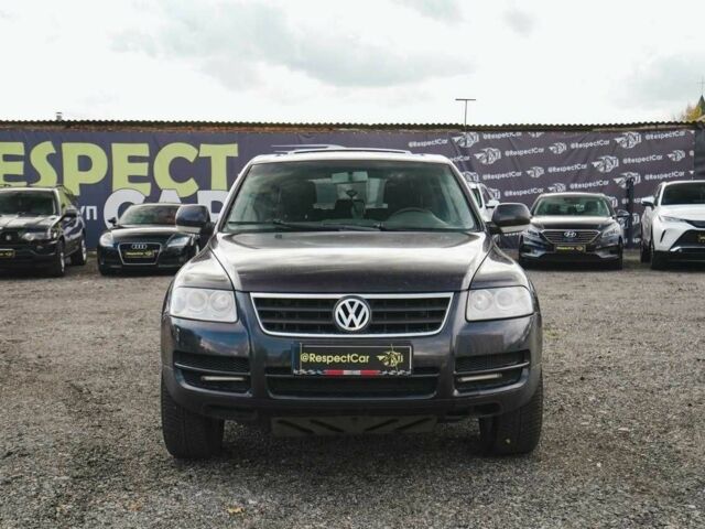 Черный Фольксваген Туарег, объемом двигателя 2.5 л и пробегом 395 тыс. км за 4100 $, фото 1 на Automoto.ua