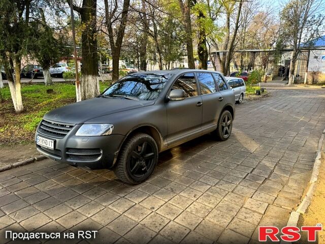 Чорний Фольксваген Туарег, об'ємом двигуна 4.9 л та пробігом 169 тис. км за 6000 $, фото 12 на Automoto.ua