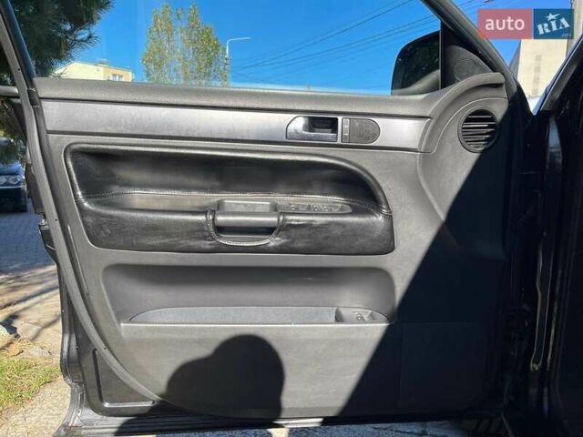 Черный Фольксваген Туарег, объемом двигателя 3.19 л и пробегом 381 тыс. км за 6700 $, фото 7 на Automoto.ua