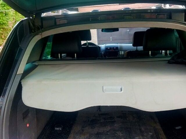 Черный Фольксваген Туарег, объемом двигателя 2.5 л и пробегом 317 тыс. км за 8500 $, фото 5 на Automoto.ua