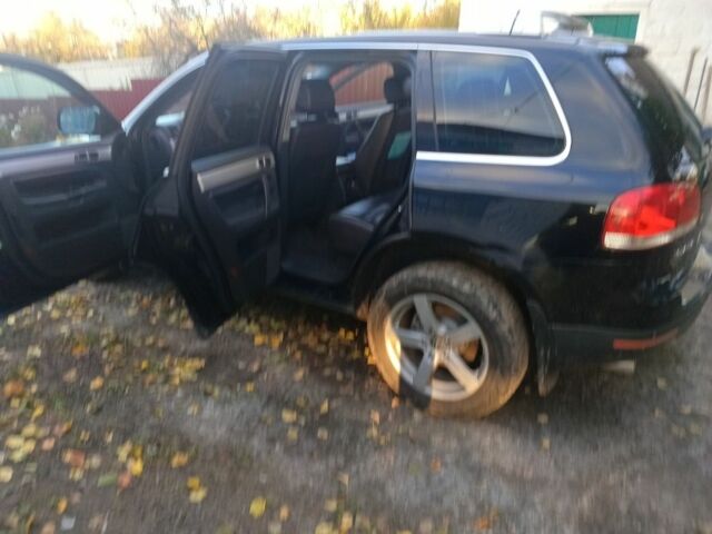 Чорний Фольксваген Туарег, об'ємом двигуна 2 л та пробігом 380 тис. км за 5460 $, фото 8 на Automoto.ua