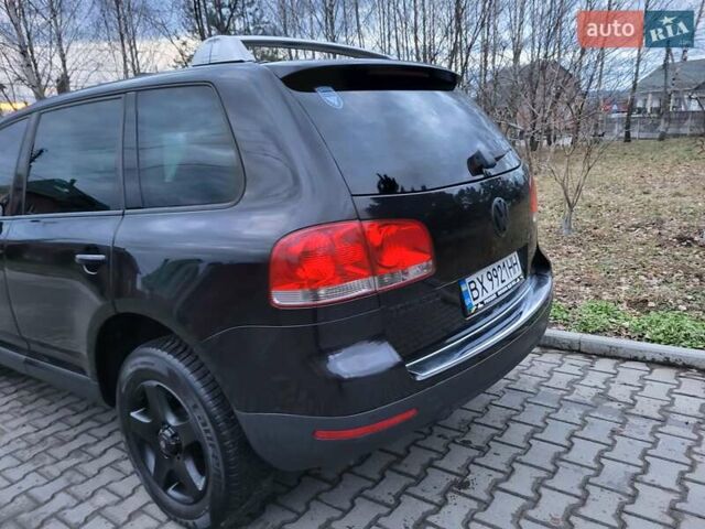 Черный Фольксваген Туарег, объемом двигателя 2.46 л и пробегом 266 тыс. км за 8200 $, фото 32 на Automoto.ua