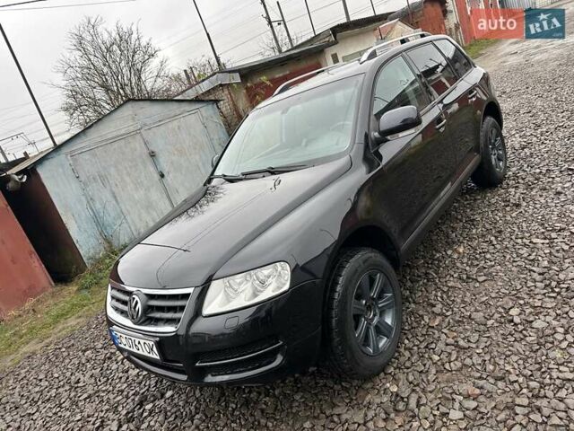 Черный Фольксваген Туарег, объемом двигателя 2.46 л и пробегом 225 тыс. км за 6450 $, фото 4 на Automoto.ua