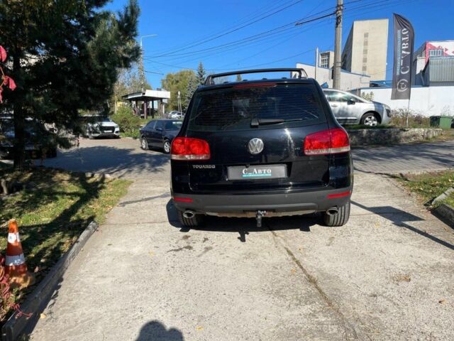 Черный Фольксваген Туарег, объемом двигателя 3.2 л и пробегом 380 тыс. км за 6700 $, фото 4 на Automoto.ua