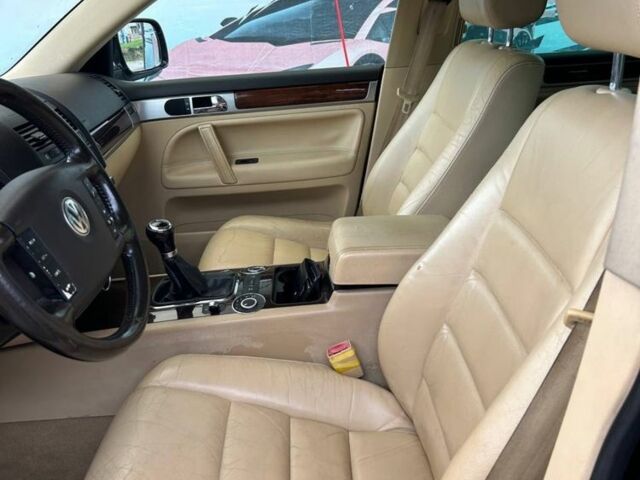 Черный Фольксваген Туарег, объемом двигателя 2.5 л и пробегом 161 тыс. км за 6550 $, фото 13 на Automoto.ua