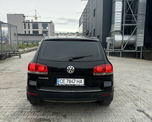 Черный Фольксваген Туарег, объемом двигателя 2.5 л и пробегом 427 тыс. км за 7700 $, фото 6 на Automoto.ua