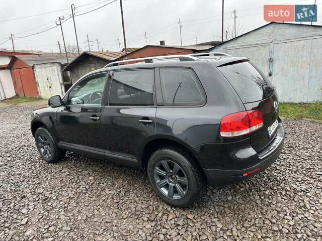 Черный Фольксваген Туарег, объемом двигателя 2.46 л и пробегом 225 тыс. км за 6450 $, фото 3 на Automoto.ua