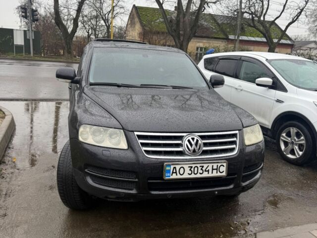 Черный Фольксваген Туарег, объемом двигателя 2.5 л и пробегом 260 тыс. км за 8000 $, фото 9 на Automoto.ua