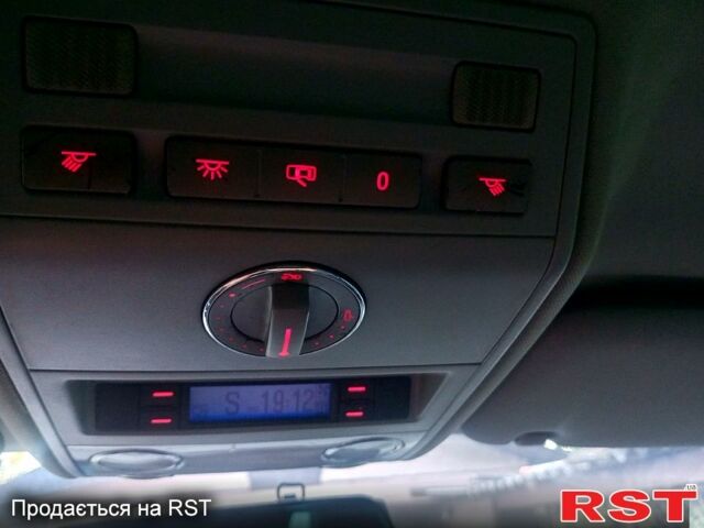 Черный Фольксваген Туарег, объемом двигателя 2.5 л и пробегом 317 тыс. км за 8500 $, фото 11 на Automoto.ua