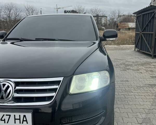 Черный Фольксваген Туарег, объемом двигателя 2.5 л и пробегом 420 тыс. км за 7999 $, фото 10 на Automoto.ua
