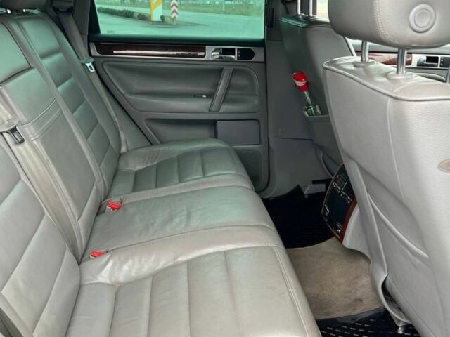 Черный Фольксваген Туарег, объемом двигателя 2.5 л и пробегом 100 тыс. км за 4350 $, фото 11 на Automoto.ua