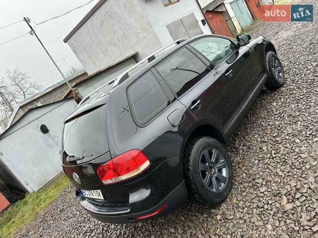 Черный Фольксваген Туарег, объемом двигателя 2.46 л и пробегом 225 тыс. км за 6450 $, фото 9 на Automoto.ua