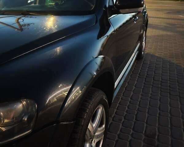 Чорний Фольксваген Туарег, об'ємом двигуна 3 л та пробігом 311 тис. км за 8600 $, фото 13 на Automoto.ua