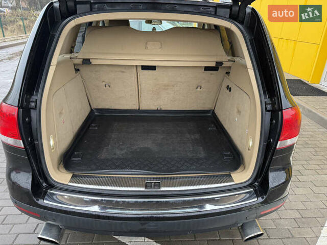 Черный Фольксваген Туарег, объемом двигателя 2.97 л и пробегом 329 тыс. км за 9500 $, фото 24 на Automoto.ua