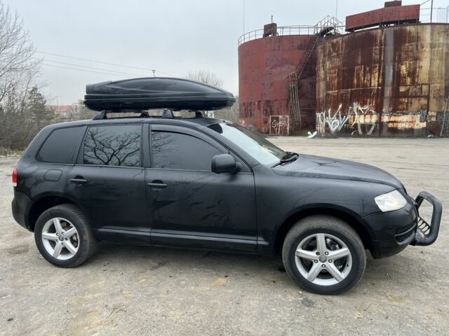 Чорний Фольксваген Туарег, об'ємом двигуна 3 л та пробігом 496 тис. км за 3999 $, фото 5 на Automoto.ua