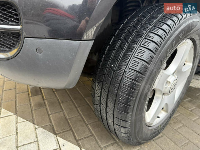 Черный Фольксваген Туарег, объемом двигателя 2.97 л и пробегом 329 тыс. км за 9500 $, фото 16 на Automoto.ua