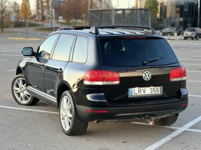 Черный Фольксваген Туарег, объемом двигателя 3 л и пробегом 300 тыс. км за 6500 $, фото 17 на Automoto.ua