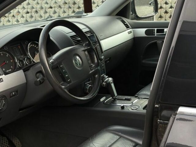 Черный Фольксваген Туарег, объемом двигателя 0 л и пробегом 277 тыс. км за 2500 $, фото 6 на Automoto.ua