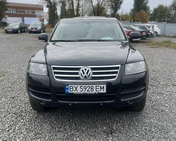 Чорний Фольксваген Туарег, об'ємом двигуна 2.46 л та пробігом 190 тис. км за 8800 $, фото 1 на Automoto.ua