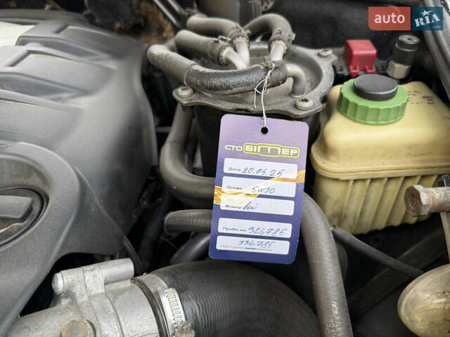 Черный Фольксваген Туарег, объемом двигателя 2.97 л и пробегом 329 тыс. км за 9500 $, фото 42 на Automoto.ua