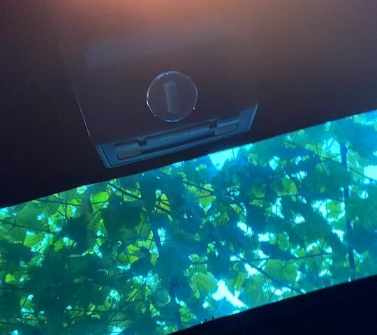 Черный Фольксваген Туарег, объемом двигателя 5 л и пробегом 168 тыс. км за 6300 $, фото 1 на Automoto.ua