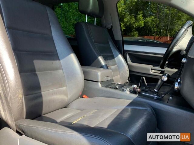 Черный Фольксваген Туарег, объемом двигателя 3 л и пробегом 268 тыс. км за 9999 $, фото 20 на Automoto.ua