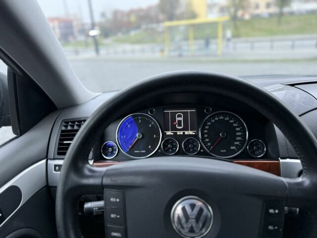 Черный Фольксваген Туарег, объемом двигателя 3 л и пробегом 360 тыс. км за 3999 $, фото 9 на Automoto.ua