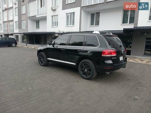Черный Фольксваген Туарег, объемом двигателя 3.2 л и пробегом 280 тыс. км за 7700 $, фото 12 на Automoto.ua