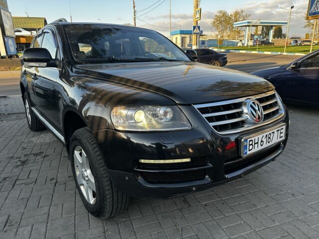 Чорний Фольксваген Туарег, об'ємом двигуна 2.5 л та пробігом 340 тис. км за 8900 $, фото 3 на Automoto.ua